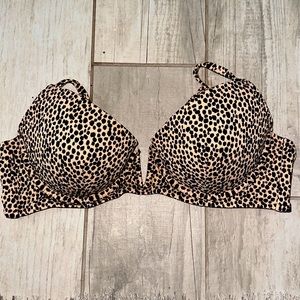 Baithing suit top worn once